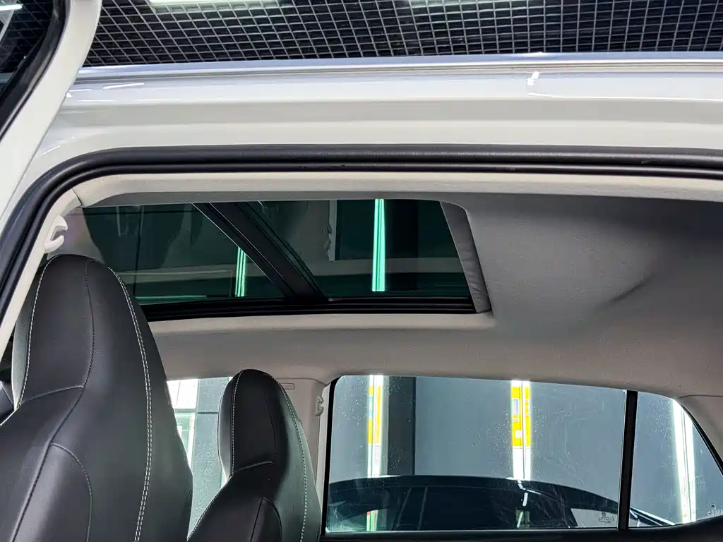 Volkswagen T-Cross 2023 300TSI DSG Comfort Edition 2024 - thumbnail 11