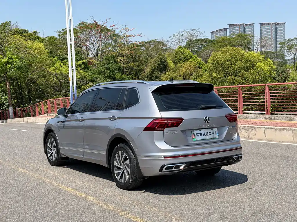 Volkswagen Tiguan L New Energy 2022 430PHEV Plug-in Hybrid Flagship Edition 2022 - thumbnail 8