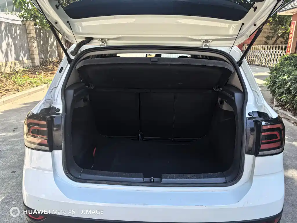 Volkswagen T-Cross 2023 Model Year Facelift 1.5L Automatic Style Edition 2024 - thumbnail 14
