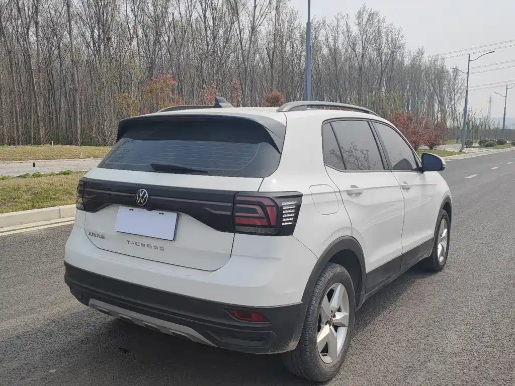 Volkswagen T-Cross 2023 1.5L Automatic Comfort Edition 2024 - thumbnail 17