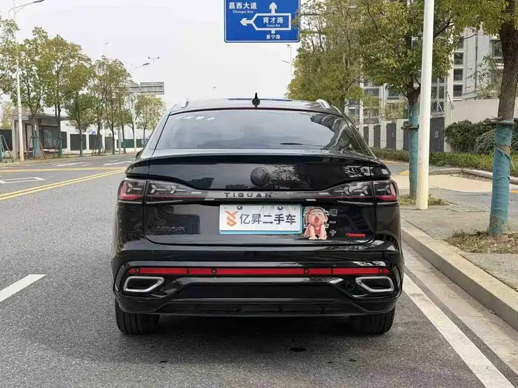 Volkswagen Tiguan X 2022 330TSI FWD Flagship Edition 2023 - thumbnail 5