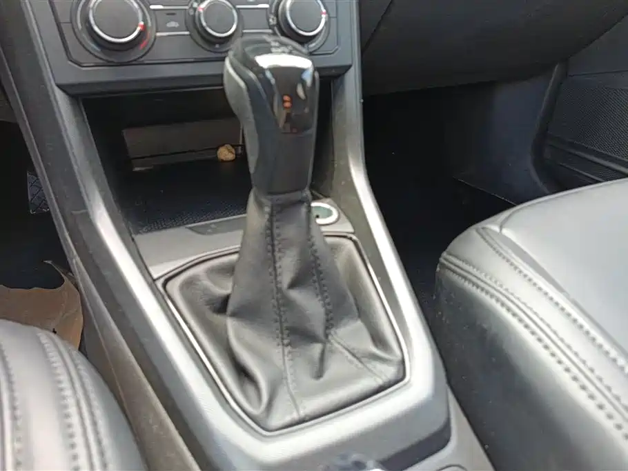 Volkswagen T-Cross 2023 280TSI DSG Comfort Edition 2024 - thumbnail 16