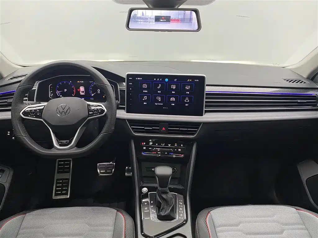 Volkswagen Tiguan X 2023 Facelift 330TSI FWD Premium Flagship Edition 2022 - thumbnail 2