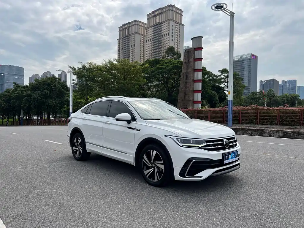 Volkswagen Tiguan X 2022 330TSI FWD Premium 2022 - thumbnail 3