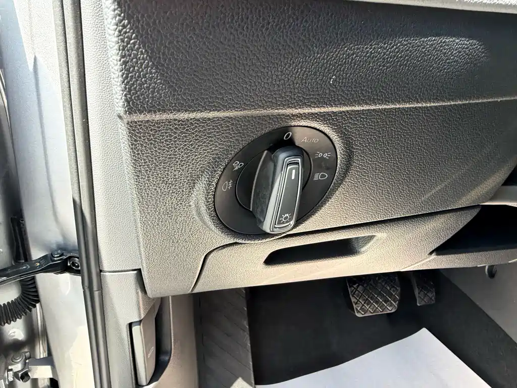 Volkswagen Tiguan L New Energy 2022 430PHEV Plug-in Hybrid Flagship Edition 2022 - thumbnail 15