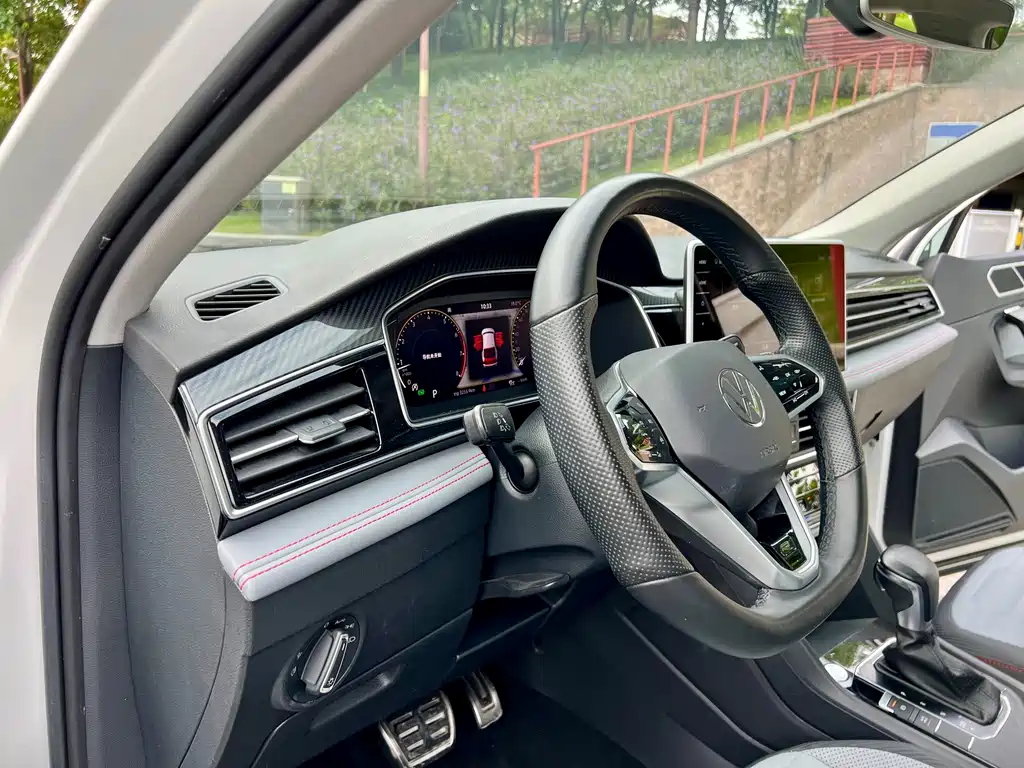 Volkswagen Tiguan X 2022 330TSI FWD Premium 2022 - thumbnail 7