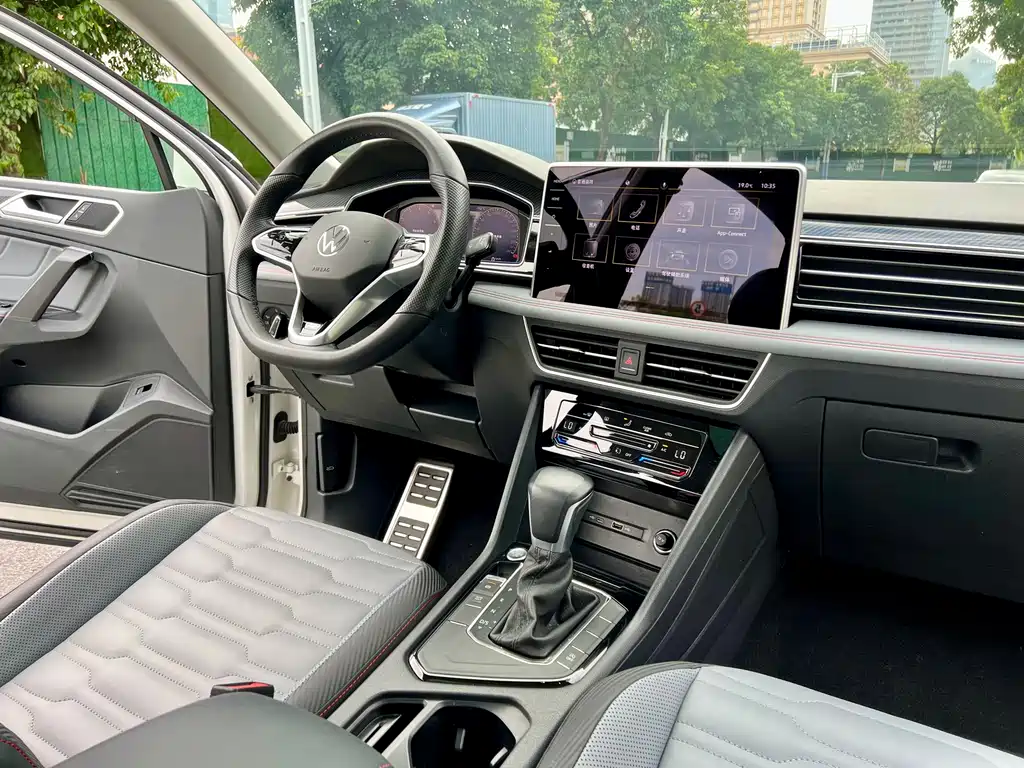 Volkswagen Tiguan X 2022 330TSI FWD Premium 2022 - thumbnail 11