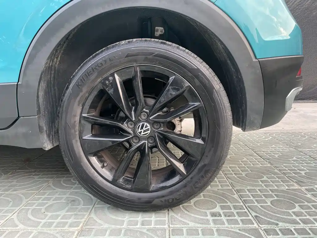 Volkswagen T-Cross 2023 280TSI DSG Luxury Edition 2022 - thumbnail 23