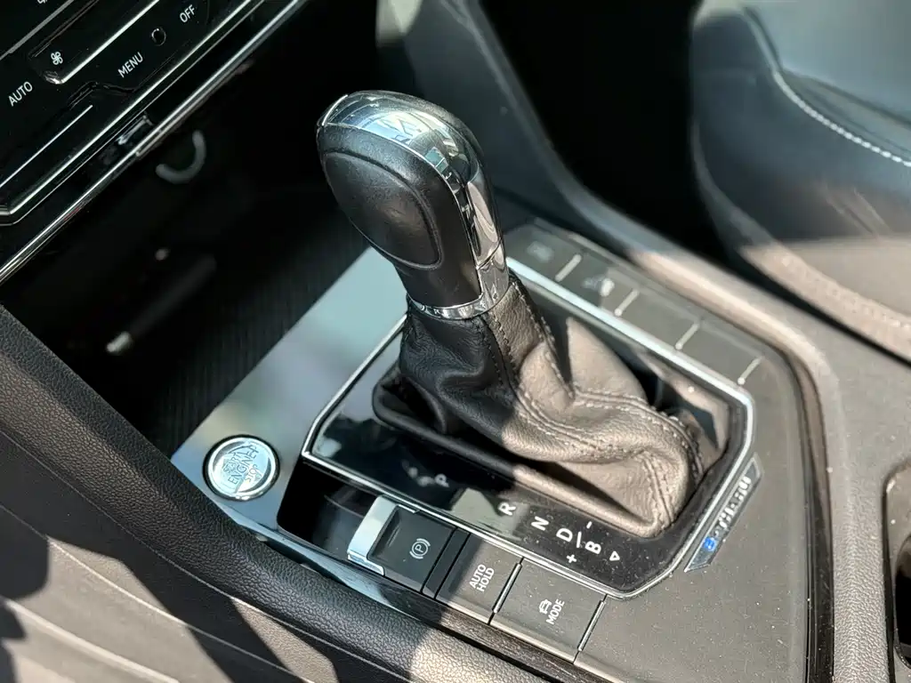 Volkswagen Tharu New Energy 2021 Panoramic Premium Edition 2021 - thumbnail 8