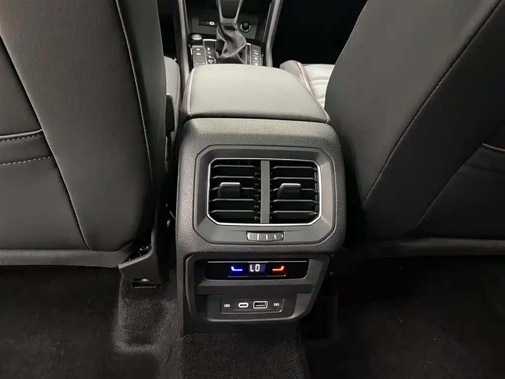 Volkswagen Tiguan X 2023 Facelift 330TSI FWD Premium Flagship Edition 2022 - thumbnail 13