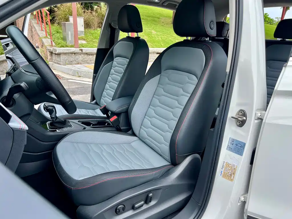 Volkswagen Tiguan X 2022 330TSI FWD Premium 2022 - thumbnail 14
