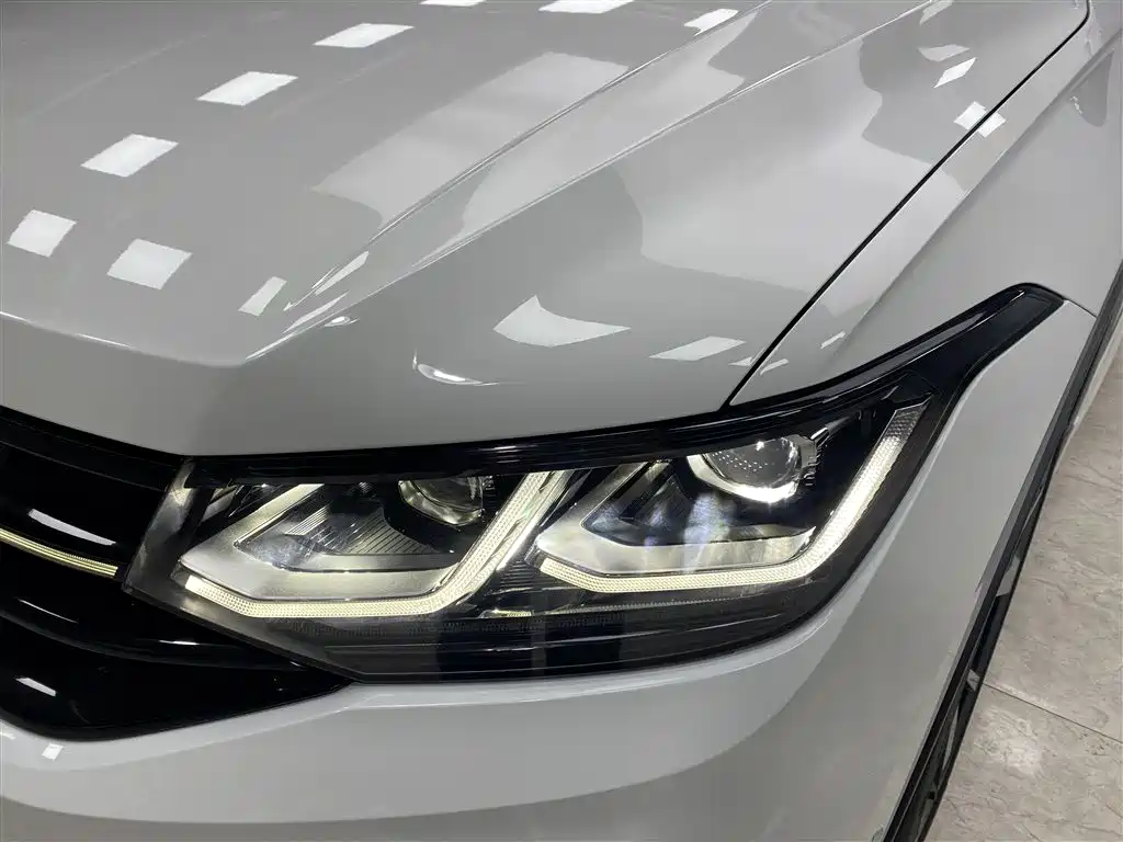 Volkswagen Tiguan X 2023 Facelift 330TSI FWD Premium Flagship Edition 2022 - thumbnail 19