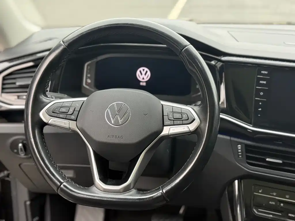 Volkswagen Tayron GTE PHEV 2022 1.4T Luxury 2022 - thumbnail 11