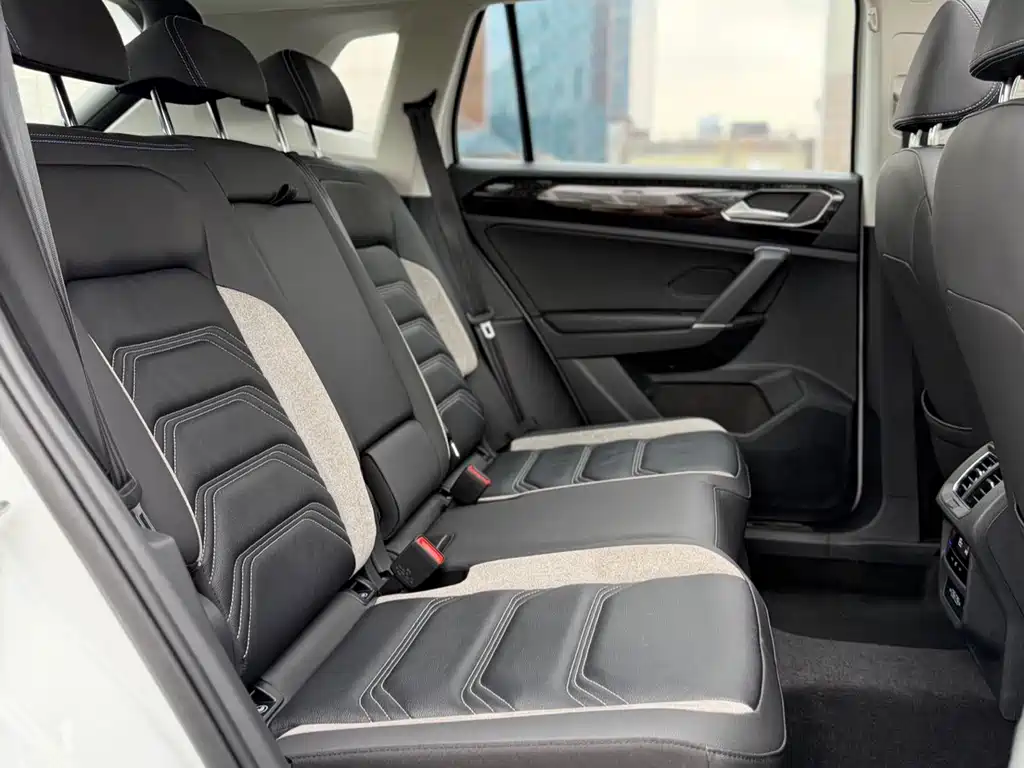 Volkswagen Tayron GTE PHEV 2022 1.4T Luxury 2022 - thumbnail 10