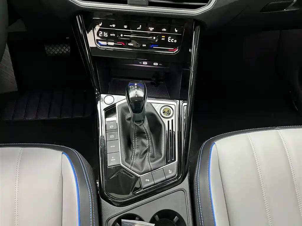 Volkswagen Tayron GTE PHEV 2023 280TSI Luxury Plus Advanced Edition 2024 - thumbnail 5