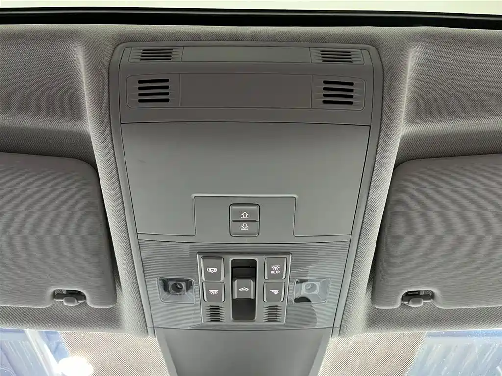 Volkswagen Tayron GTE PHEV 2023 280TSI Luxury Plus Advanced Edition 2024 - thumbnail 8