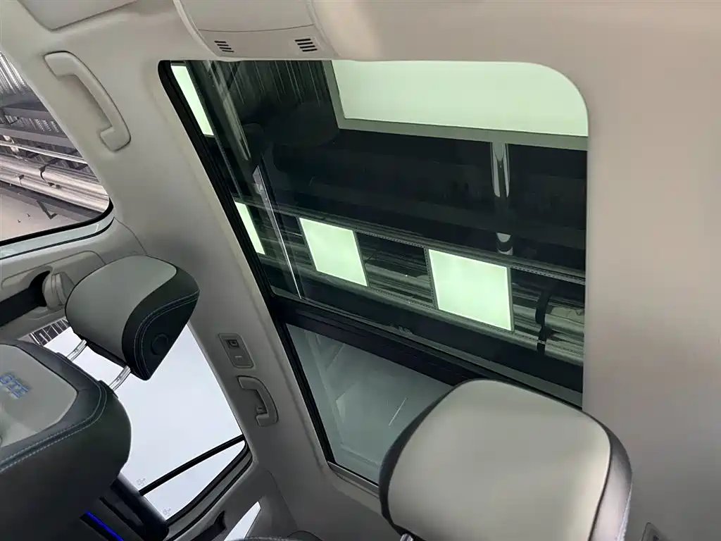 Volkswagen Tayron GTE PHEV 2023 280TSI Luxury Plus Advanced Edition 2024 - thumbnail 9