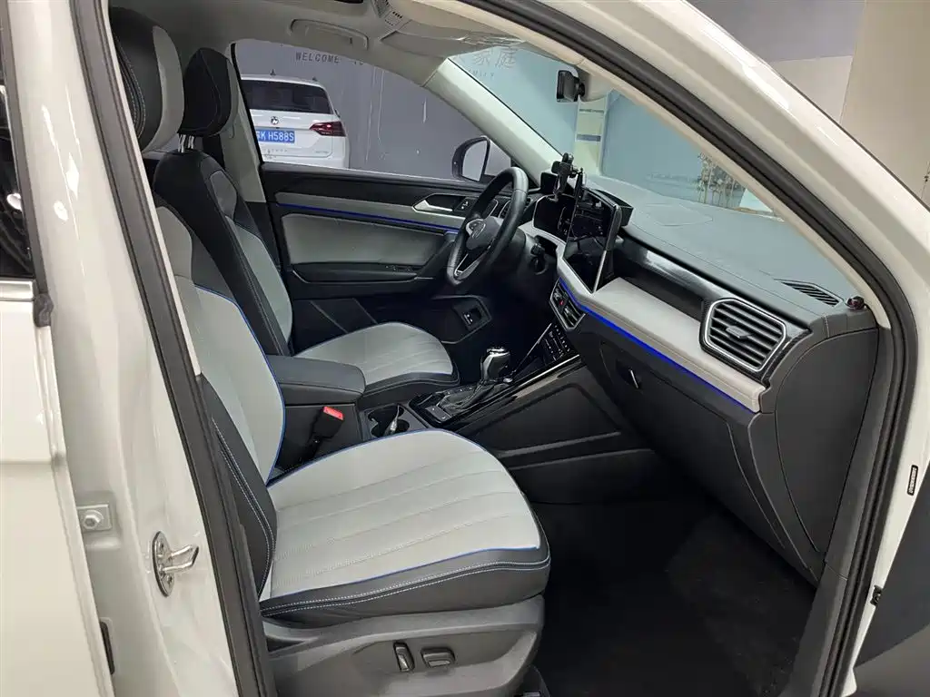 Volkswagen Tayron GTE PHEV 2023 280TSI Luxury Plus Advanced Edition 2024 - thumbnail 13