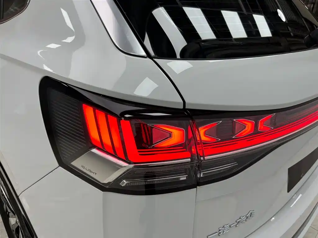Volkswagen Tayron GTE PHEV 2023 280TSI Luxury Plus Advanced Edition 2024 - thumbnail 19