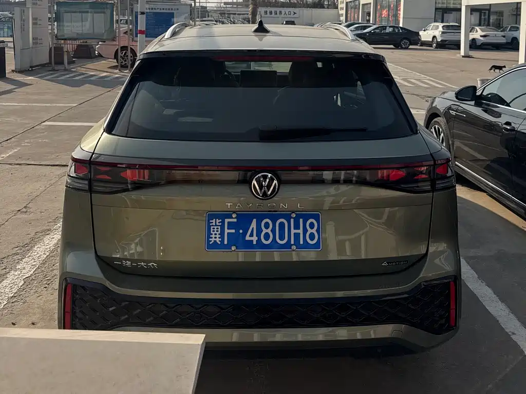 Volkswagen Tayron 2026 Tayron L 380TSI AWD Luxury Easy Pack 2025 - thumbnail 4
