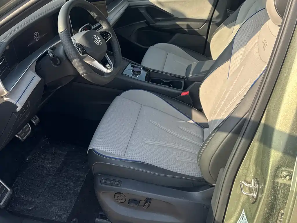 Volkswagen Tayron 2026 Tayron L 380TSI AWD Luxury Easy Pack 2025 - thumbnail 9