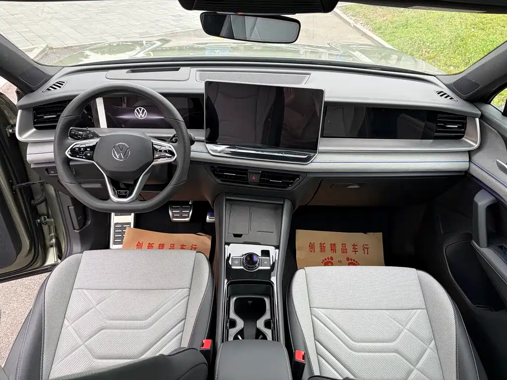 Volkswagen Tayron 2026 Tayron L 380TSI AWD Luxury Easy Pack 2025 - thumbnail 8