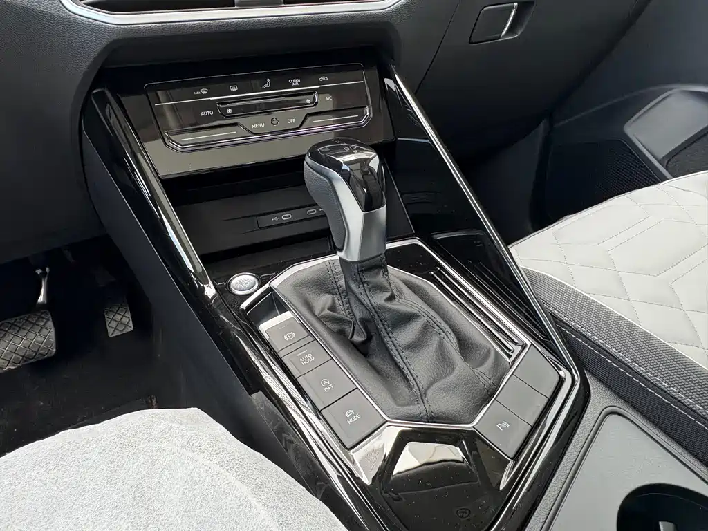 Volkswagen Tanyue 2026 30000000 Select Edition 330TSI 2026 - thumbnail 10