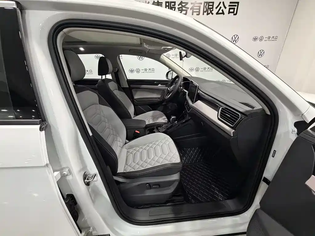 Volkswagen Tanyue 2026 30000000 Selected Edition 300TSI 2026 - thumbnail 8