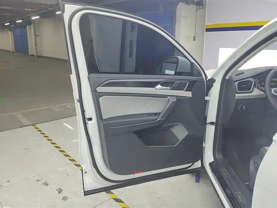 Volkswagen Tayron 2026 30000000 Selected Edition 300TSI 2025 - thumbnail 7