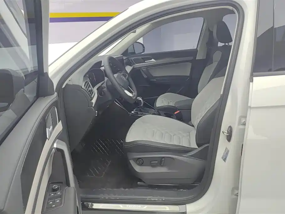 Volkswagen Tayron 2026 30000000 Selected Edition 300TSI 2025 - thumbnail 9