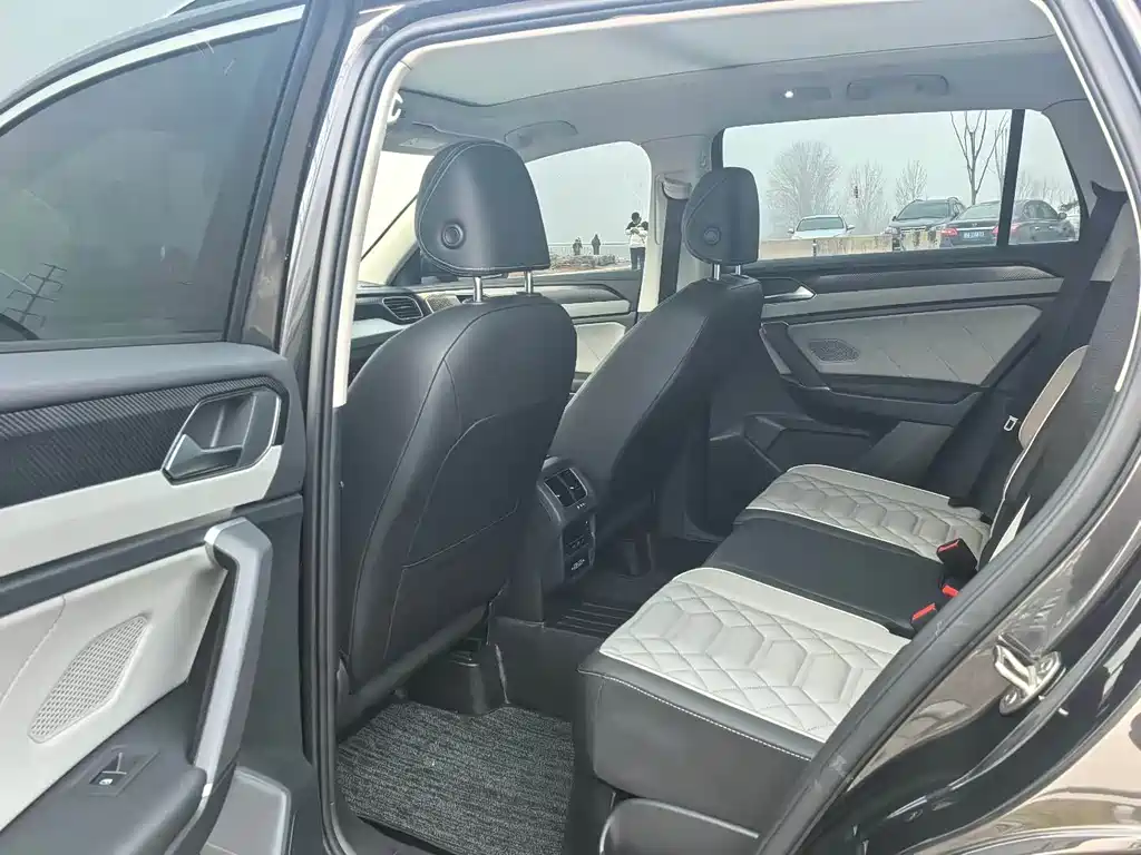 Volkswagen Tanyue 2025 300TSI 2024 - thumbnail 6