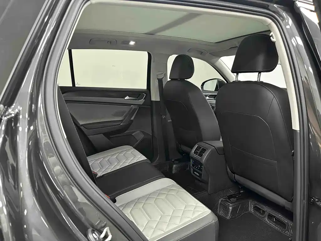 Volkswagen Tanyue 2025 Model Year Facelift Zonshine 300TSI 2025 - thumbnail 13