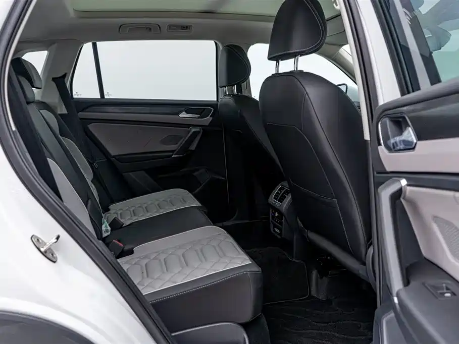 Volkswagen Tayron 2025 300TSI 2025 - thumbnail 16