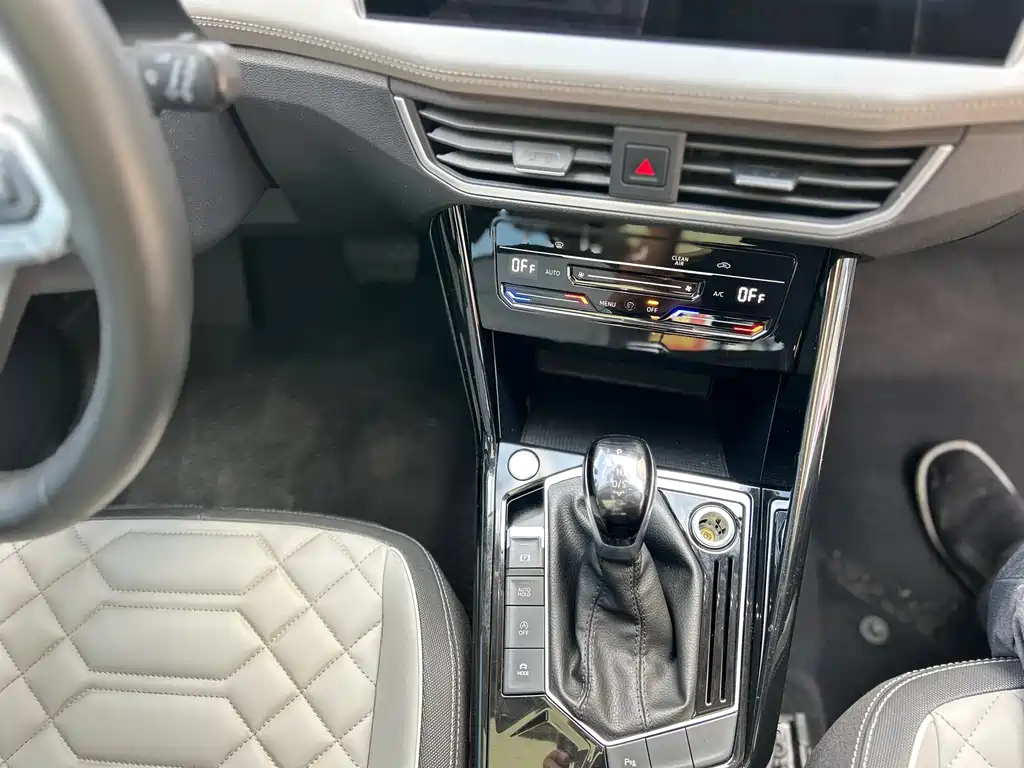 Volkswagen Tayron 2023 300TSI FWD Luxury Plus Advanced Edition 2023 - thumbnail 25