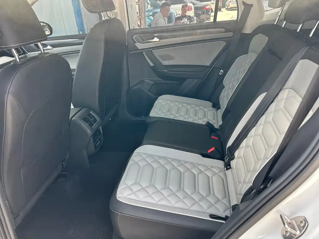 Volkswagen Tayron 2023 300TSI FWD Luxury Plus Advanced Edition 2023 - thumbnail 27