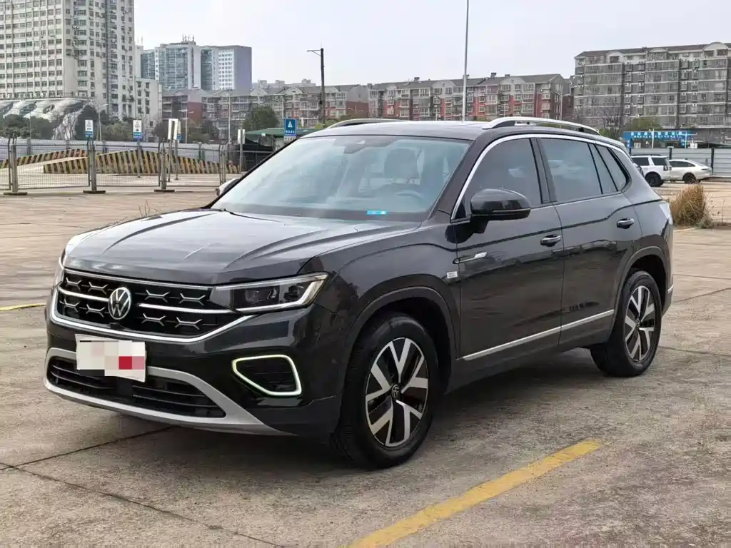 Volkswagen Tayron 2023 330TSI FWD Luxury Plus Advanced Edition 2023