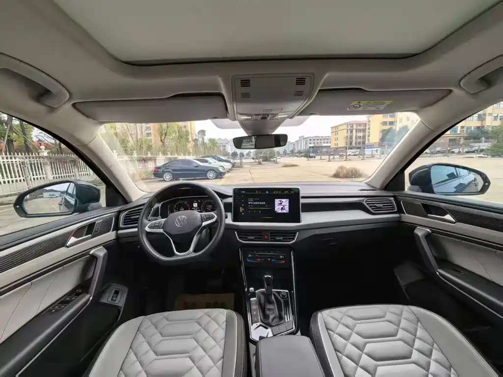 Volkswagen Tayron 2023 330TSI FWD Luxury Plus Advanced Edition 2023 - thumbnail 4