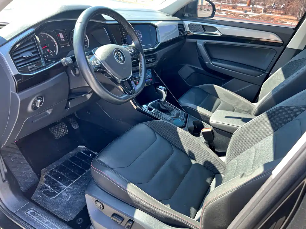 Volkswagen Tayron 2022 280TSI FWD Luxury Connect Edition 2021 - thumbnail 4