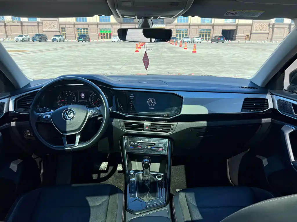 Volkswagen Tayron 2022 280TSI FWD Luxury Connect Edition 2021 - thumbnail 6