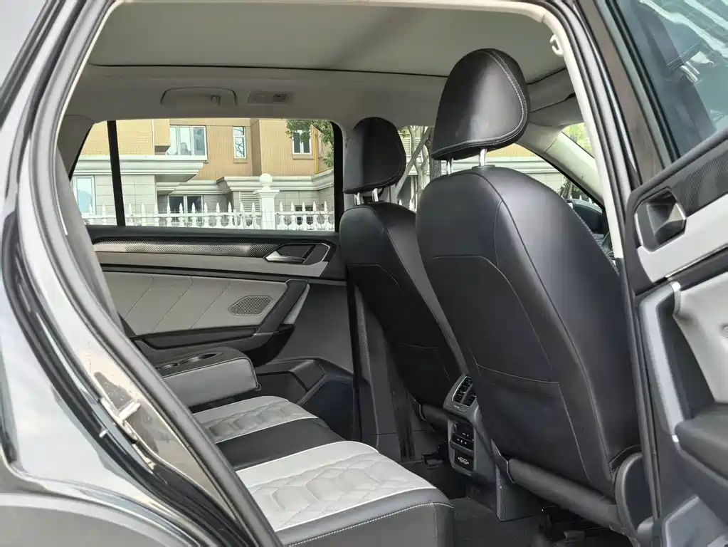 Volkswagen Tayron 2023 330TSI FWD Luxury Plus Advanced Edition 2023 - thumbnail 14
