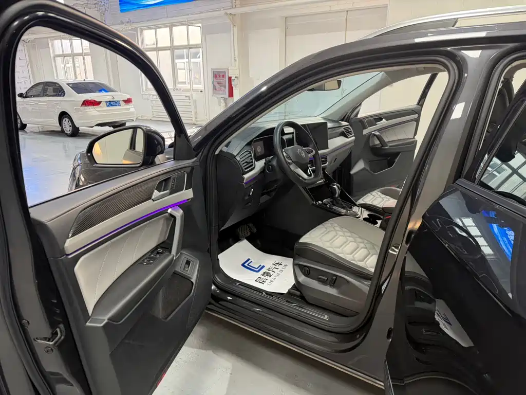 Volkswagen Tayron 2023 300TSI FWD Luxury Plus Advanced Edition 2023 - thumbnail 11