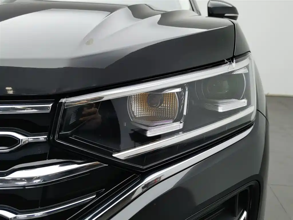 Volkswagen Tayron 2022 280TSI FWD Luxury Connect Edition 2022 - thumbnail 7