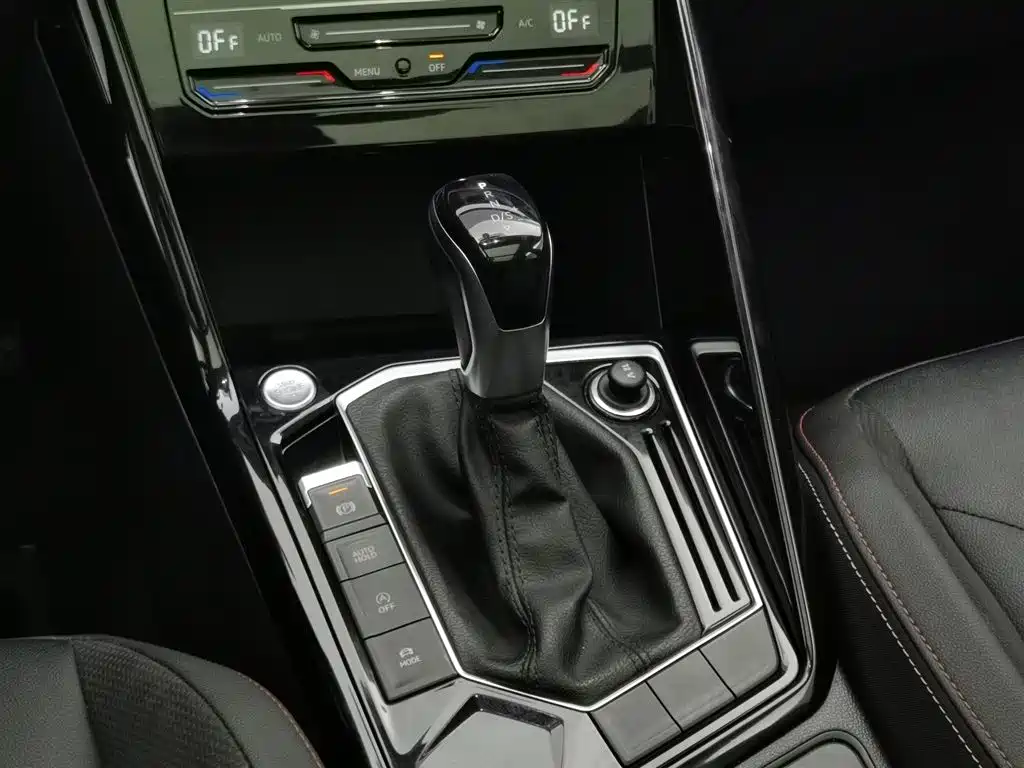 Volkswagen Tayron 2022 280TSI FWD Luxury Connect Edition 2022 - thumbnail 13