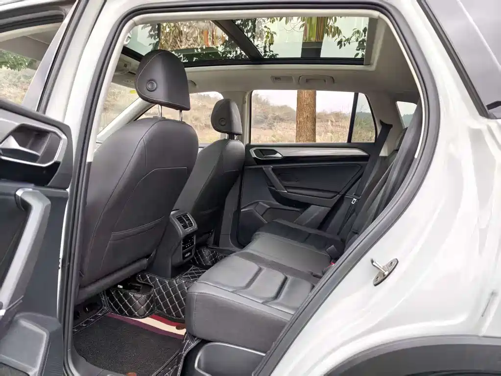 Volkswagen Tayron 2022 330TSI FWD Luxury Intelligent Connect Edition 2022 - thumbnail 7