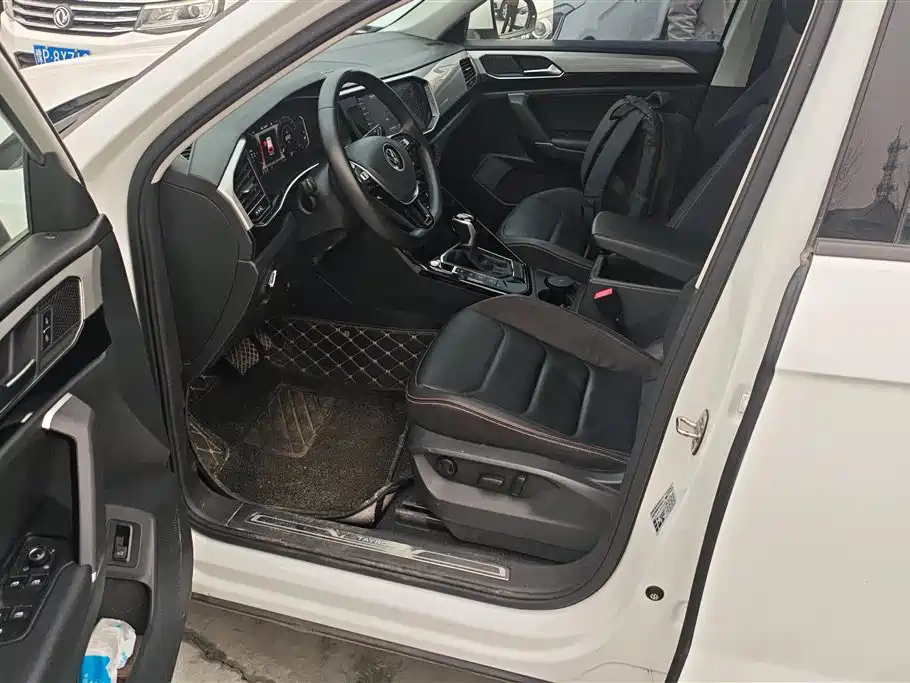 Volkswagen Tayron 2022 330TSI FWD Luxury Connect Edition 2022 - thumbnail 9