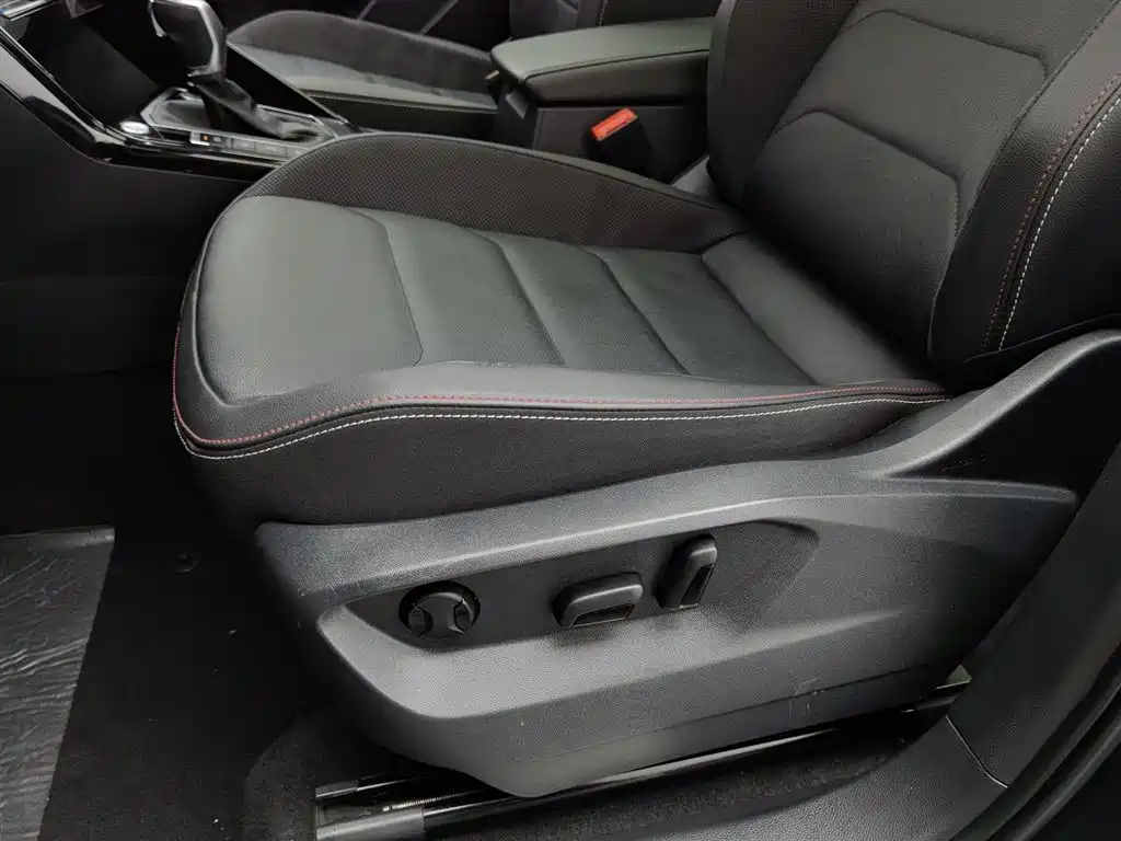 Volkswagen Tayron 2022 280TSI FWD Luxury Connect Edition 2022 - thumbnail 20