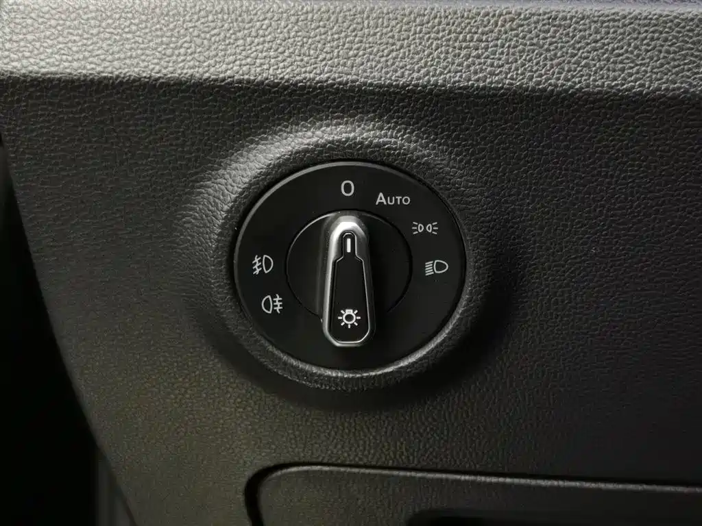 Volkswagen Tayron 2022 280TSI FWD Luxury Connect Edition 2022 - thumbnail 21