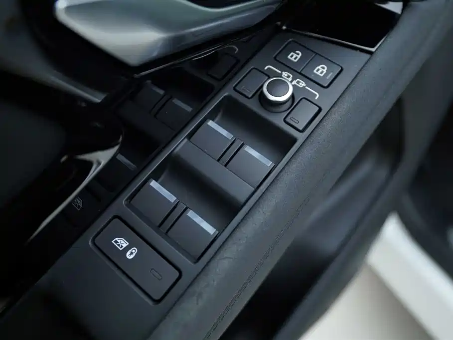 Land Rover Range Rover Evoque L 249PS Luxury Edition 2023 2023 - thumbnail 11