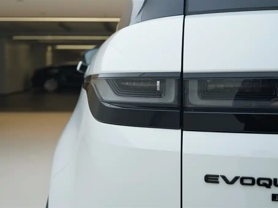 Land Rover Range Rover Evoque L 249PS Luxury Edition 2023 2023 - thumbnail 16