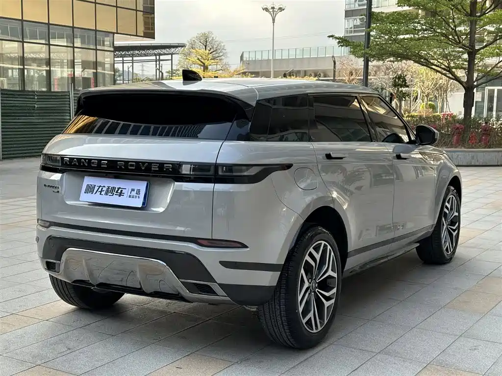 Land Rover Range Rover Evoque 2023 L 249PS HSE 2023 - thumbnail 6